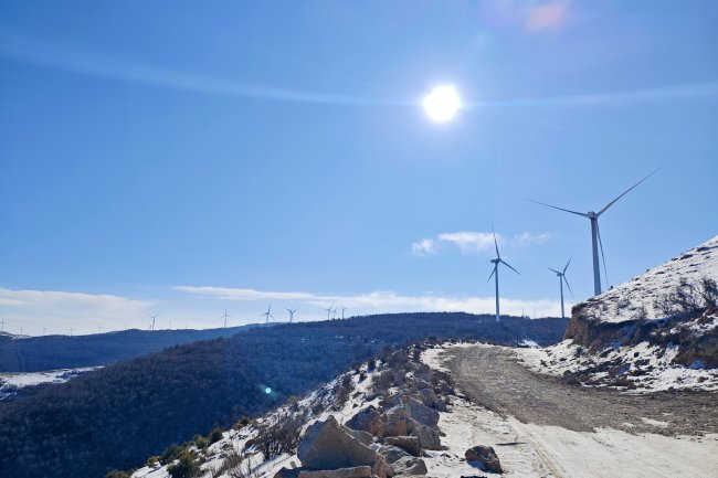 山西大同市广灵县望狐乡甸顶山风电场