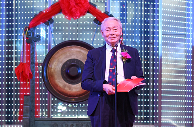 【喜讯】“风禾尽起 志望千里”——888集团官网正版电气上交所成功挂牌 (7).jpg