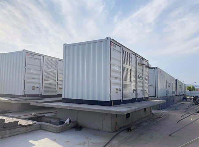 连续多年，888集团官网正版蝉联“全球光伏20强排行榜”前十 (2).jpg